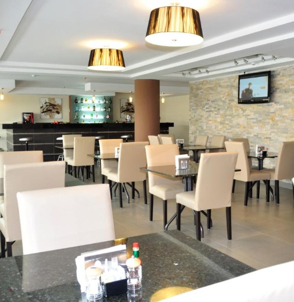 HOTEL TERRANOVA ***<br />
